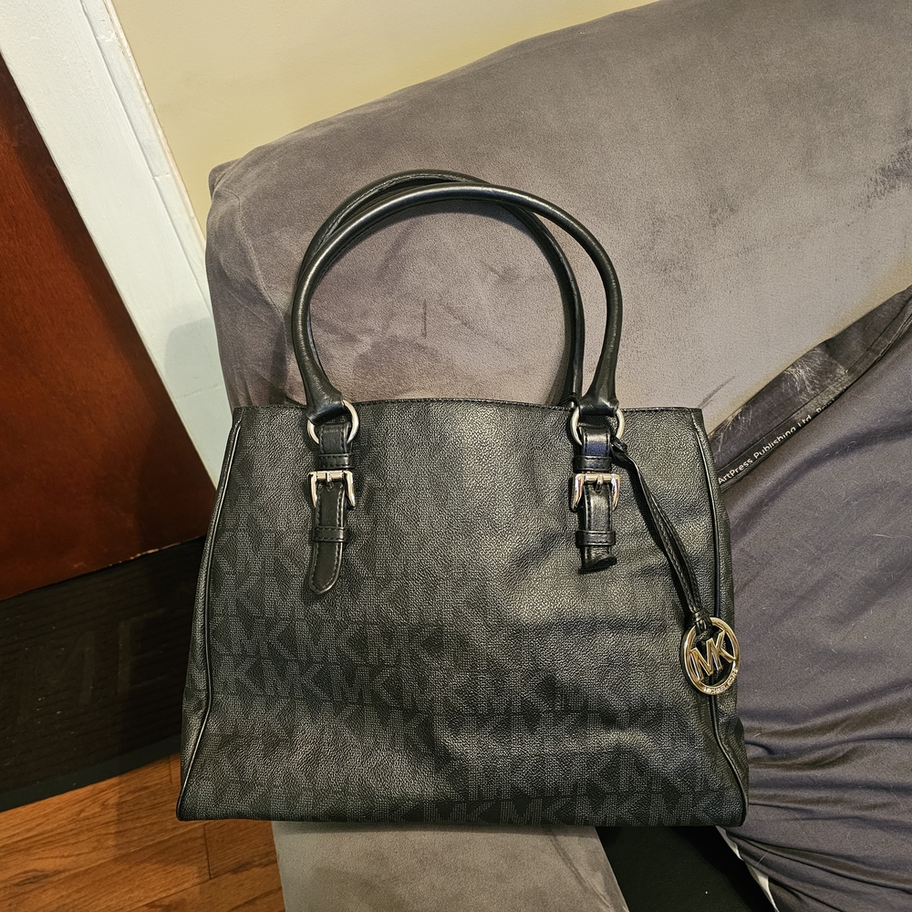 Michael Kors Black Signature Tote Bag
